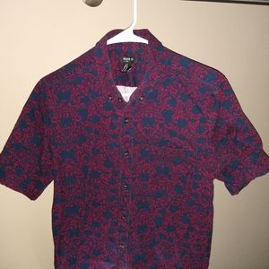 🏷 VTG Floral Button Down Size Medium